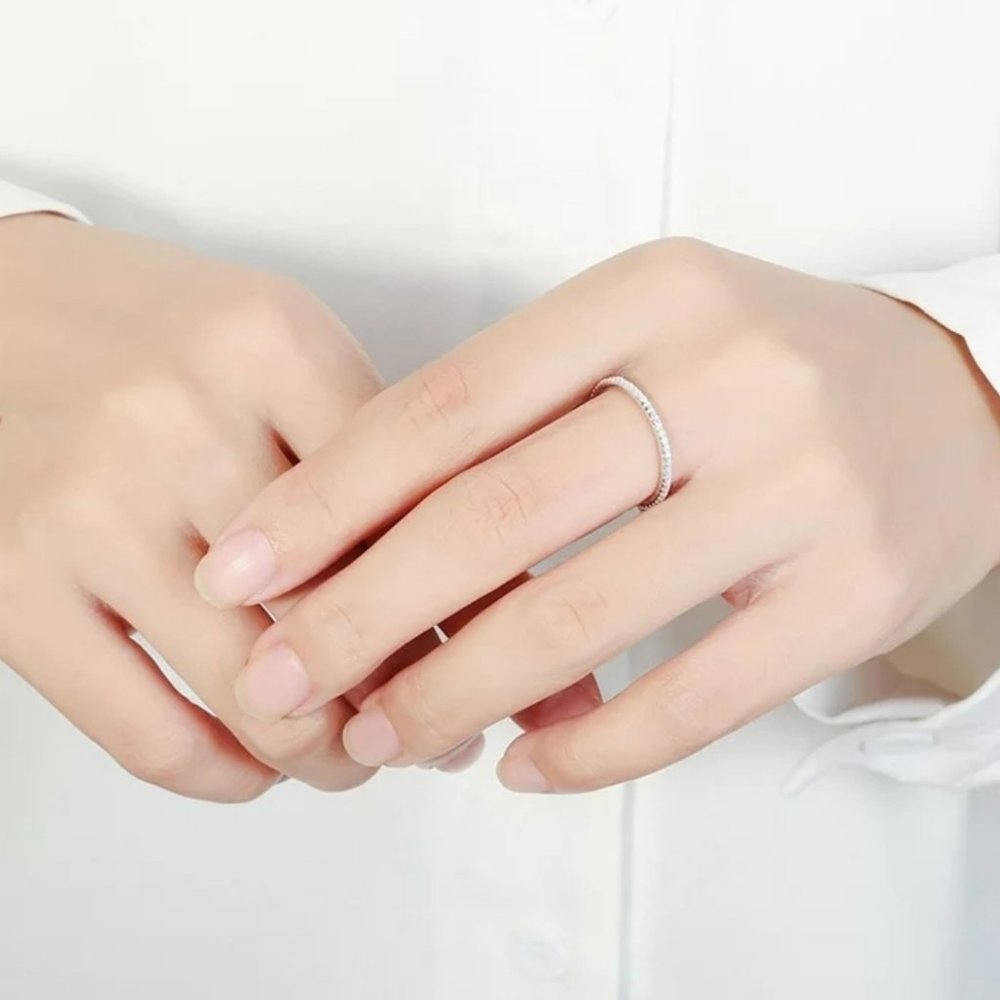 Trendy Silver Stackable Diamond Ring - Picture 3 of 4